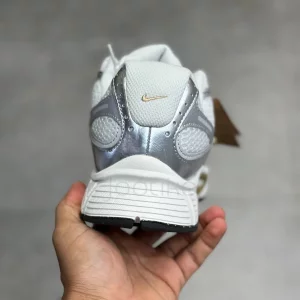 نایک وی فایو آر ان آر متالیک بژ Nike V5 RNR Parachute Beige Metallic Pewter