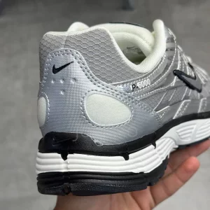 نایک پی 6000 متالیک سیلور Nike P-6000 Metallic Silver
