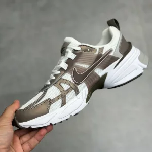 نایک وی تو کی ران سفید قهوه ای Nike V2K Run Mink Brown Summit White College Grey Ironstone