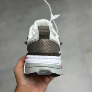 نایک وی تو کی ران سفید قهوه ای Nike V2K Run Mink Brown Summit White College Grey Ironstone