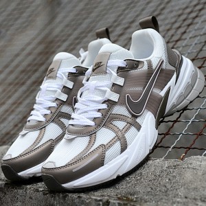 کفش نایک وی تو کی ران سفید قهوه ای Nike V2K Run Mink Brown Summit White College Grey Ironstone