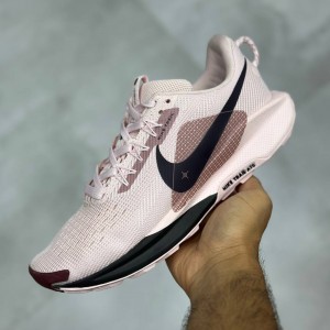 کفش نایک ریکت پگاسوس تریل ۵ صورتی روشن مشکی Nike React Pegasus Trail 5