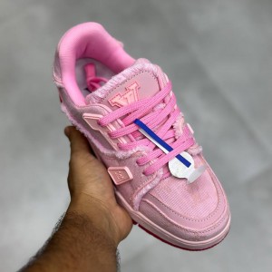 لویی ویتون ترینر صورتی Louis Vuitton LV Trainer
