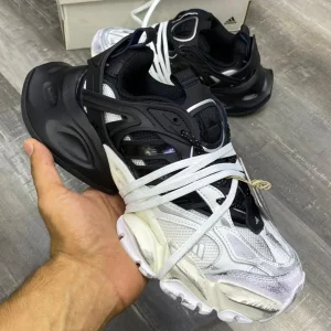 آدیداس رانر اکس ال جی دیلاکس سفید مشکی adidas XLG Runner Deluxe White Black