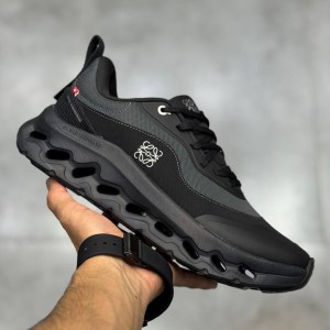 کتونی آن رانینگ کلودتیلت 2 لوئه‌وه مشکی On Running Cloudtilt 2 LOEWE Black