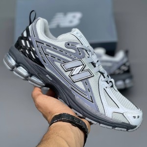 کفش نیوبالانس 1906 طوسی نقره‌ای مشکی New Balance 1906R Brighton Grey