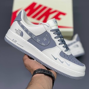 نایک ایرفورس وان نورث فیس طوسی سفید استخوانی Nike Air Force 1 The North Face Sail Grey