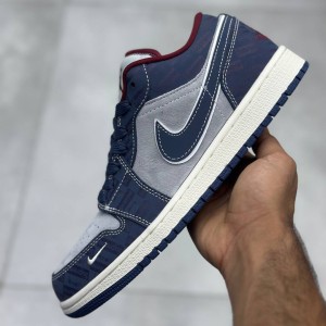 جردن ۱ لو سوپریم سرمه‌ای طوسی Jordan 1 Low Supreme Midnight Navy