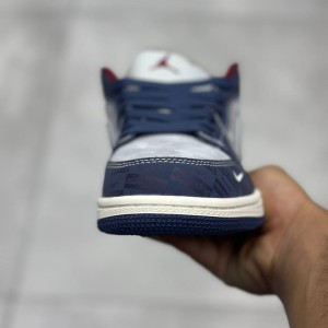 جردن ۱ لو سوپریم سرمه‌ای طوسی Jordan 1 Low Supreme Midnight Navy