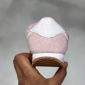 نایک کورتز صورتی سفید Nike Cortez Vintage Pink Foam FJ2530-600