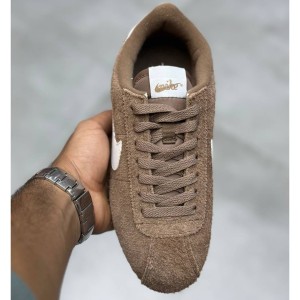 نایک کورتز قهوه‌ای سفید Nike Cortez Vintage Medium Curry FJ2530-200