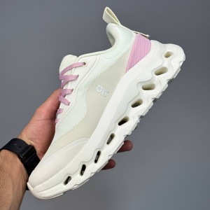 کتونی آن رانینگ کلودتیلت سفید صورتی On Running Cloudtilt 2 LOEWE White Pink