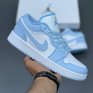 جردن وان لو Jordan 1 Low White Ice Blue