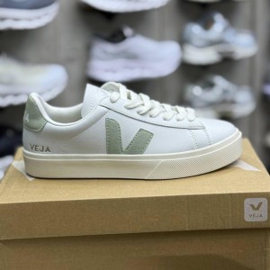 وجا کمپو سفید ماچا Veja Campo White Matcha