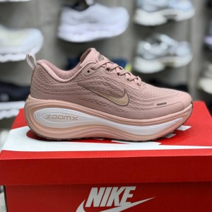 نایک ومرو پلاس صورتی زرگلد Nike Vomero Plus Particle Pink Rose Gold