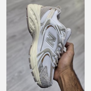 کفش نیوبالانس 530 سفید خاکی New Balance MR530HX