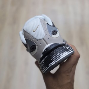 نایک وی فایو آر ان آر طوسی بژ مشکی Nike V5 RNR