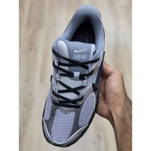 نایک وی فایو آر ان آر خاکستری سیلور مشکی Nike V5 RNR