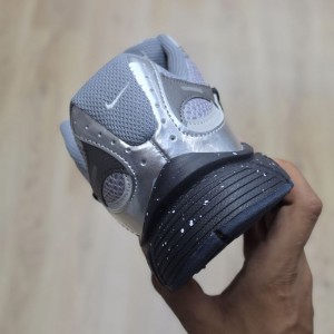 نایک وی فایو آر ان آر خاکستری سیلور مشکی Nike V5 RNR