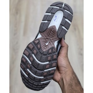 نایک وی فایو آر ان آر سفید شیری نقره‌ای مشکی Nike V5 RNR