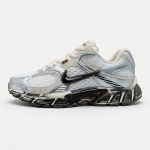 نایک وی فایو آر ان آر سفید شیری نقره‌ای Nike V5 RNR