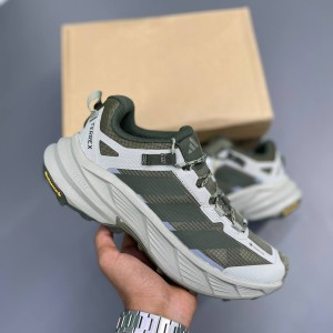 آدیداس ترکس فری‌هایکر اس‌ال گورتکس طوسی زیتونی Terrex Freehiker SL GORE-TEX