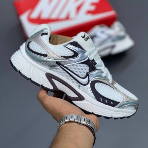 نایک وی فایو آر ان آر Nike V5 RNR Phantom Burgundy Ash HJ5228-011