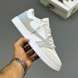 جردن ۱ لو تراویس اسکات پاریس Travis Scott x Air Jordan 1 Low PARIS