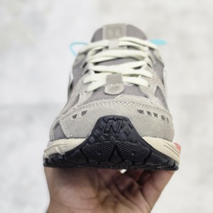 کفش نیوبالانس 1906 بژ کرم New Balance M1906RL Beige Cream