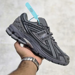 کفش نیوبالانس 1906 نوک‌مدادی مشکی New Balance M1906RHX Greyscale
