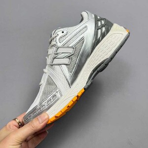 New Balance 1906R Silver Orange M1906RWM