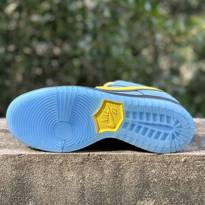 Nike SB Dunk Low The Powerpuff Girls Bubbles