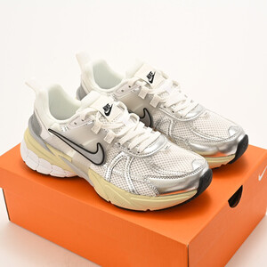 نایک وی تو کی ران Nike V2K Run