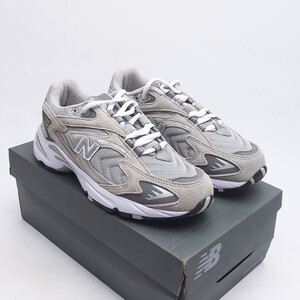 کفش نیوبالانس New Balance 725