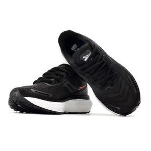 ساکنی ترایامف Saucony Triumph 19