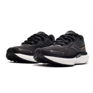 ساکنی ترایامف Saucony Triumph 19