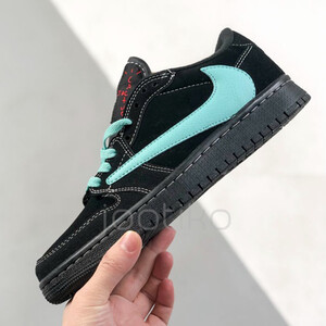 جردن وان Jordan 1 Low Travis Scott