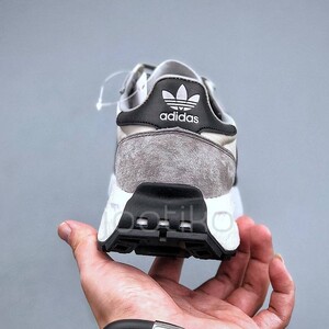 کتانی راحتی آدیداس رتروپی Adidas RETROPY E5