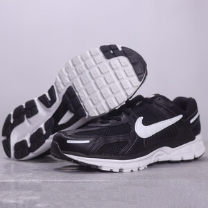 نایک زوم ومرو Nike Zoom Vomero 5 SP fd0533-016