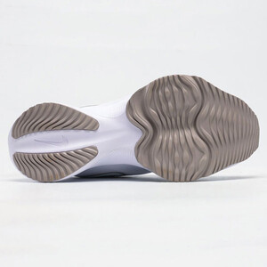 نایک زوم وین فلو مردانه Nike Zoom Winflo 37X سفید