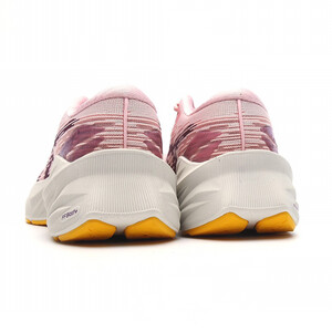 اسیکس نوابلاست Asics NOVABLAST 3
