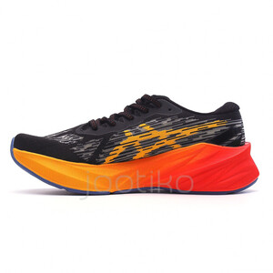 اسیکس نوابلاست Asics NOVABLAST 3