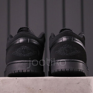 جردن وان تریپل بلک Jordan 1 Low Triple Black