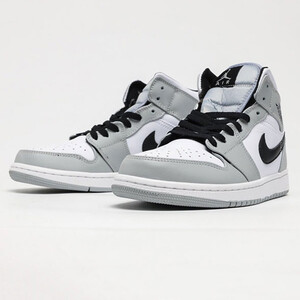 نایک جردن وان لایت اسموک گری Jordan 1 Mid Light Smoke Grey