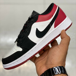 جردن وان بلک تو Jordan 1 Low Black Toe