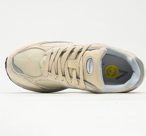 کفش نیوبالانس مردانه New Balance 2002R
