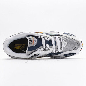 کفش نیوبالانس New Balance 725