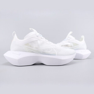 کتانی زنانه نایک ویستا لایت سفید Nike Vista Lite