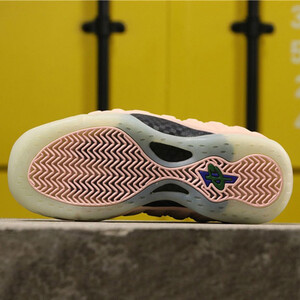 نایک ایر فومپوزیت وان پارتیکل بیژ Nike Air Foamposite One Particle Beige