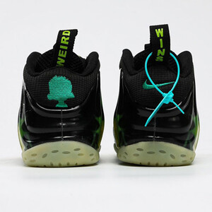 نایک ایر فومپوزیت وان پارانورمَن Nike Air Foamposite One ParaNorman